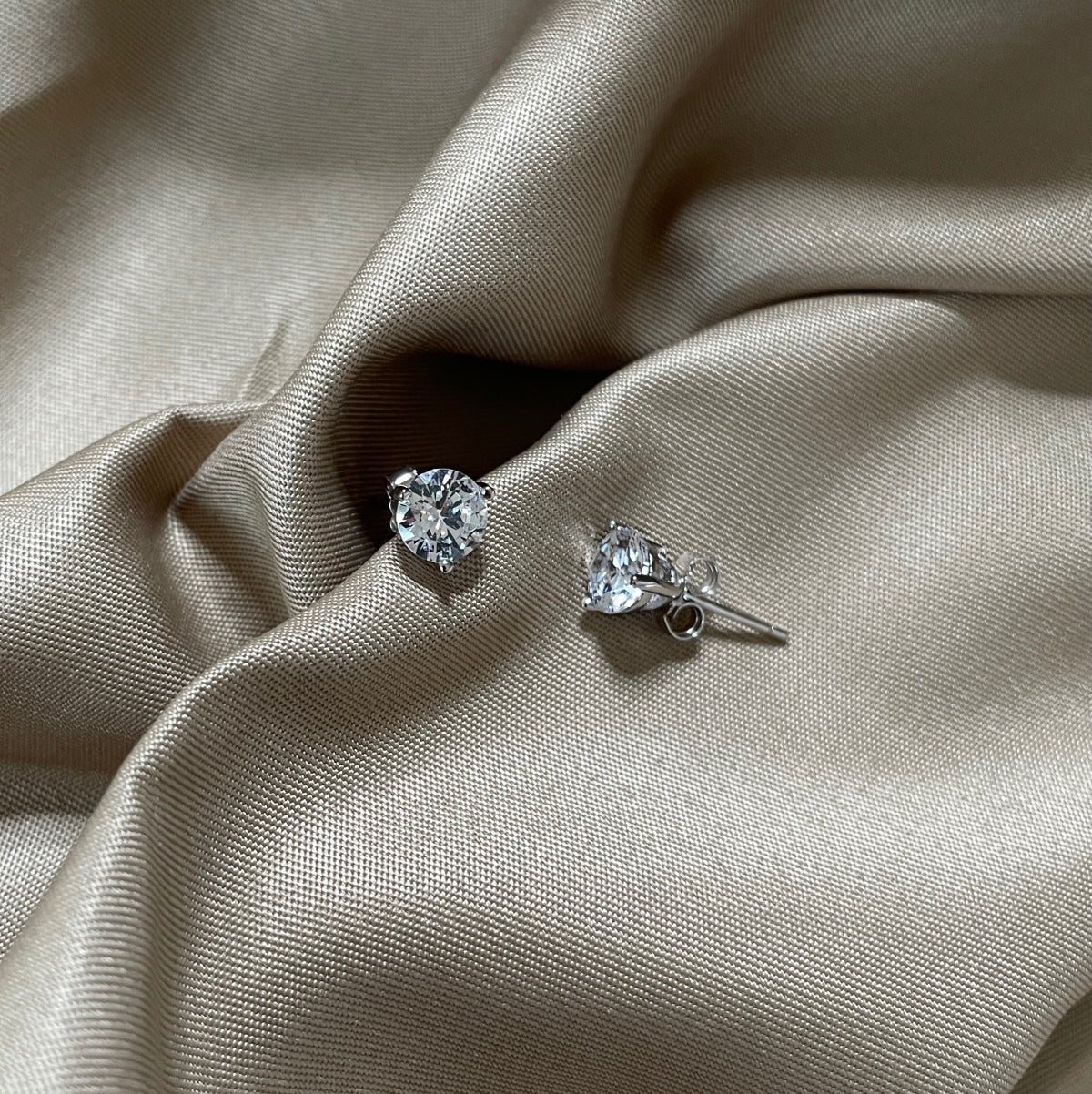 [Polaidi Jewelry]Dainty Round Shape Earrings