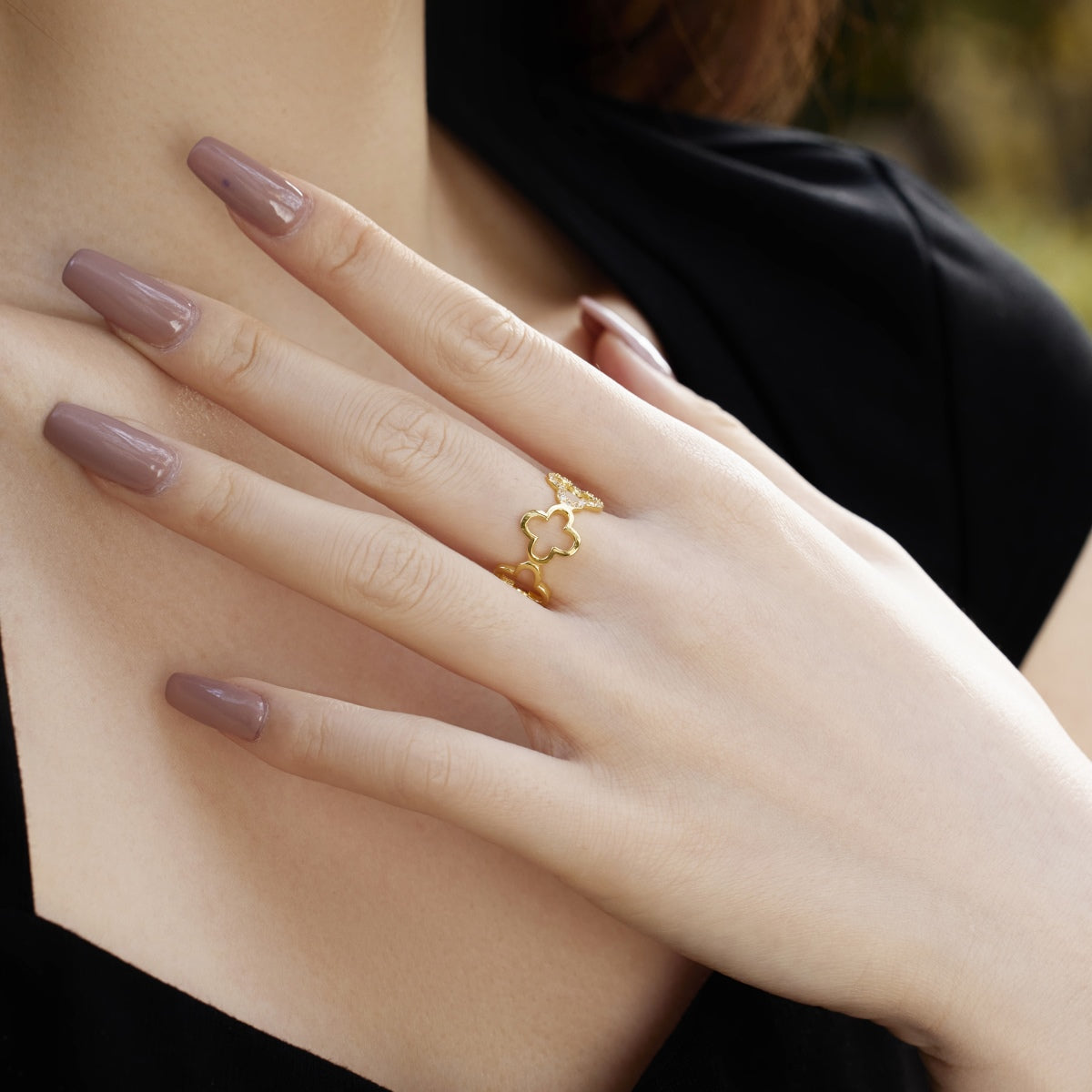 [Polaidi Jewelry]Hollow Design Four-Leaf Clover Flower Shape Ring
