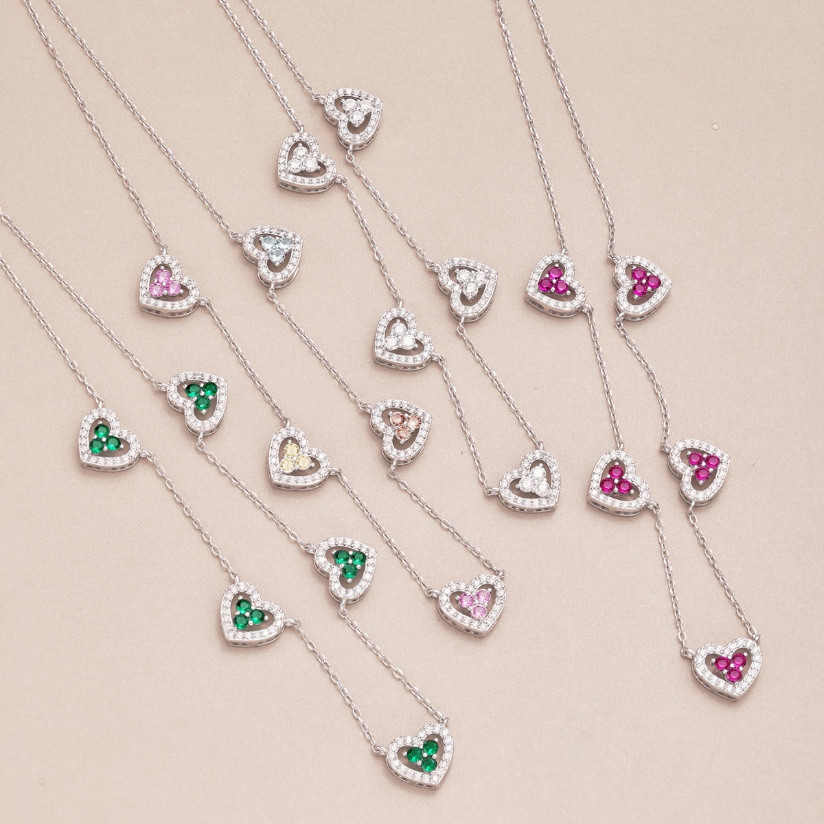 [Polaidi Jewelry]Sparkling Five Heart Necklace