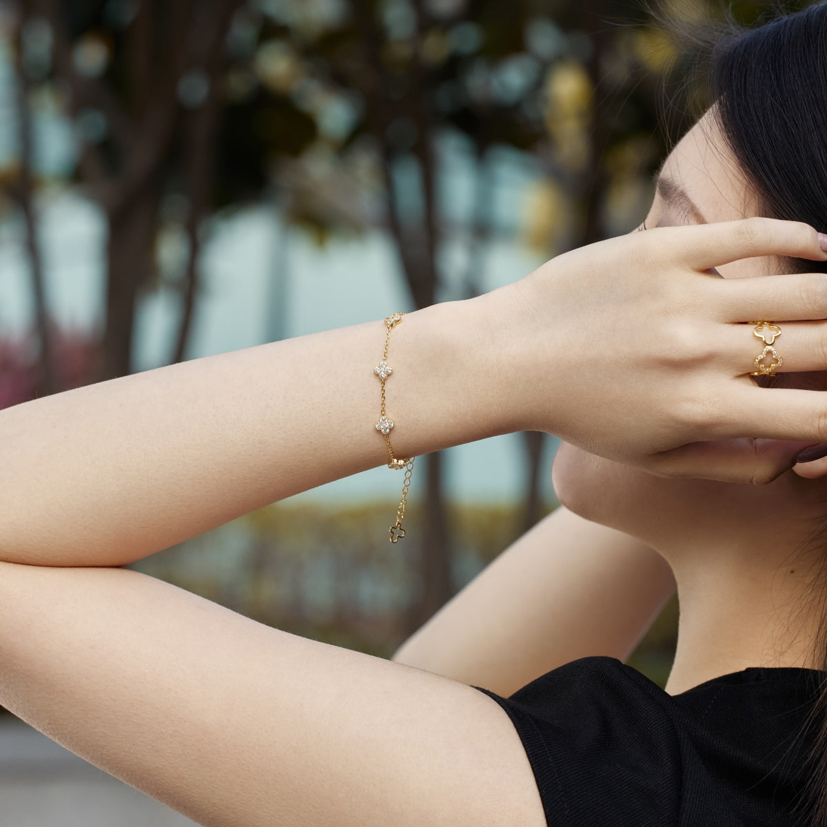 [Polaidi Jewelry]Four-Leaf Clover Hollow Butterfly Bracelet