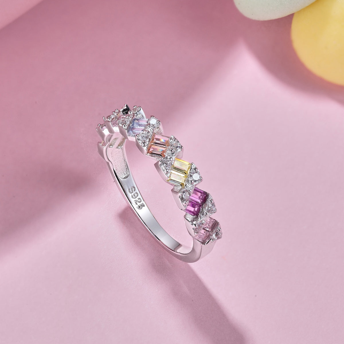 [Polaidi Jewelry]Delicate Vibrant Emerald Cut Daily Ring