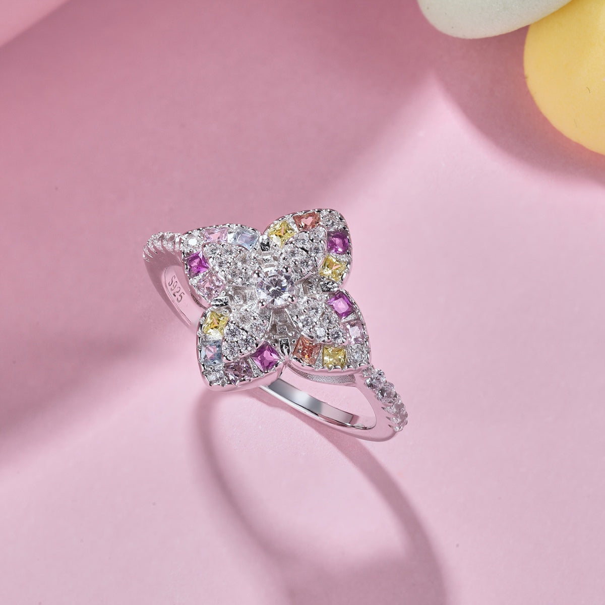 [Polaidi Jewelry]Luxurious Colorful Flower Shape Banquet Ring