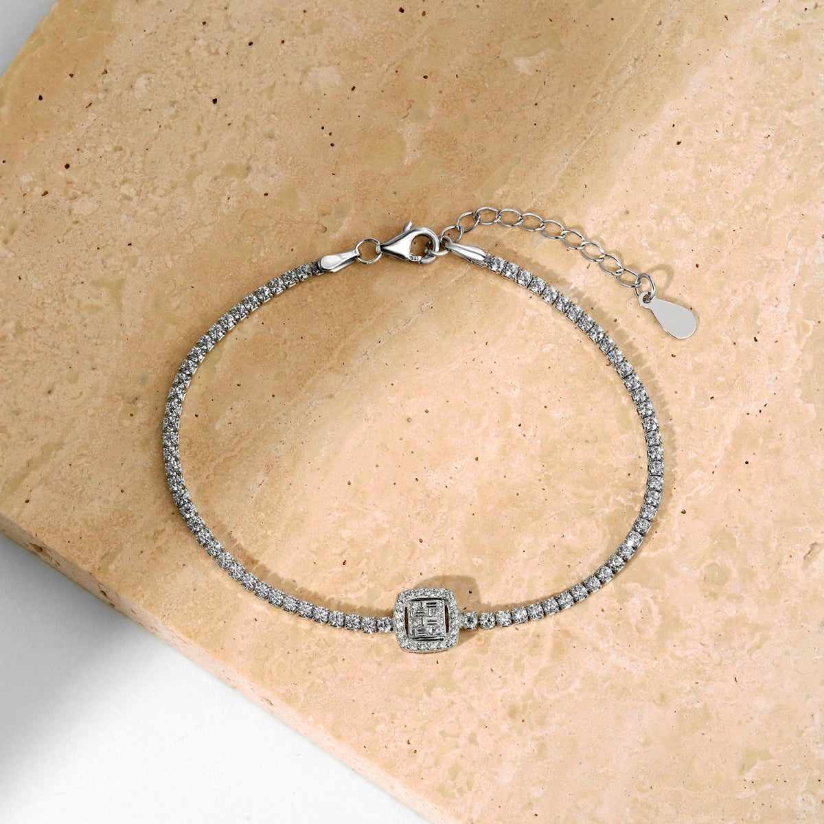[Polaidi Jewelry]Luxurious Dazzling Square Shape Banquet Bracelet