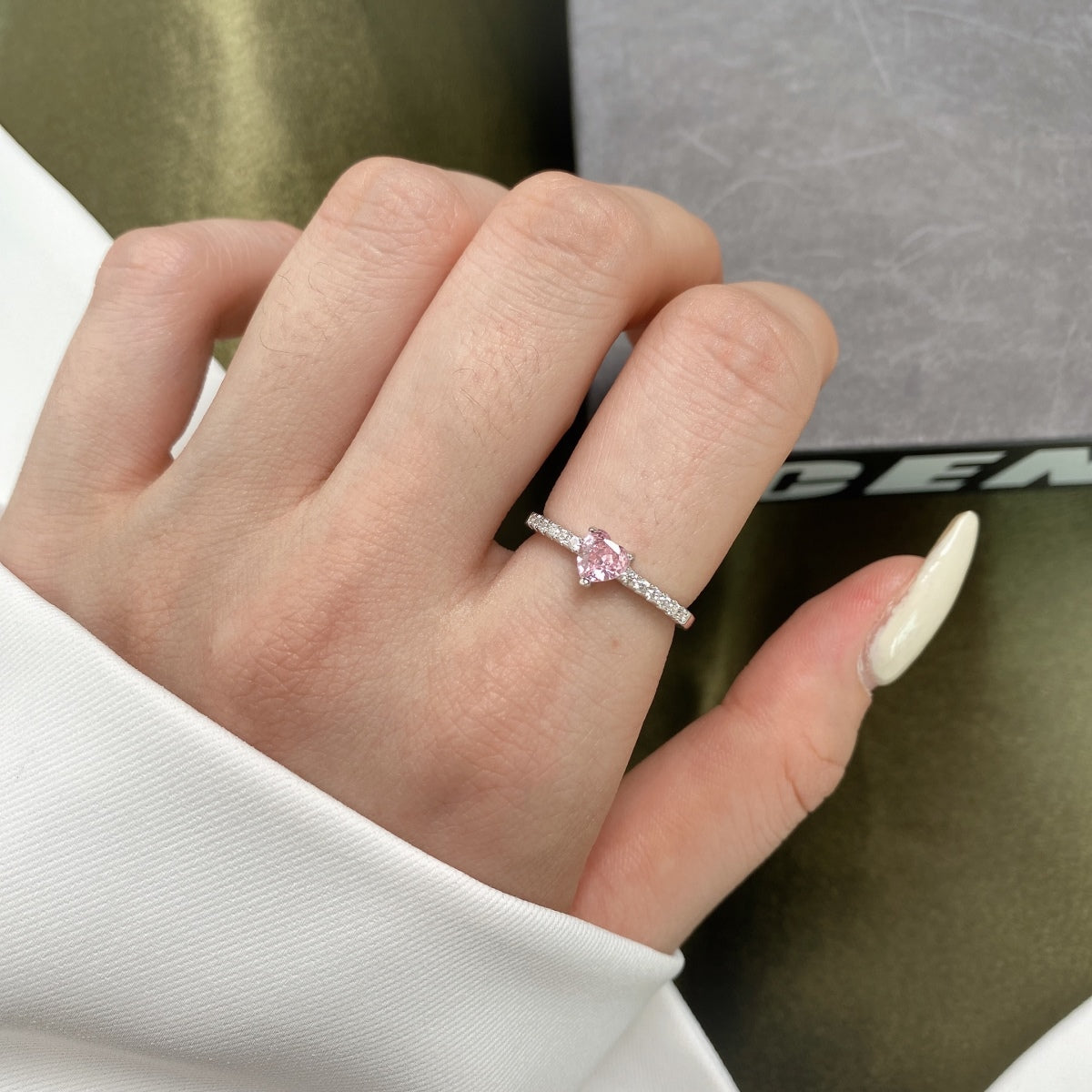 [Polaidi Jewelry]0.5 Carat CaratEternity Charming Heart Shape Lover Ring