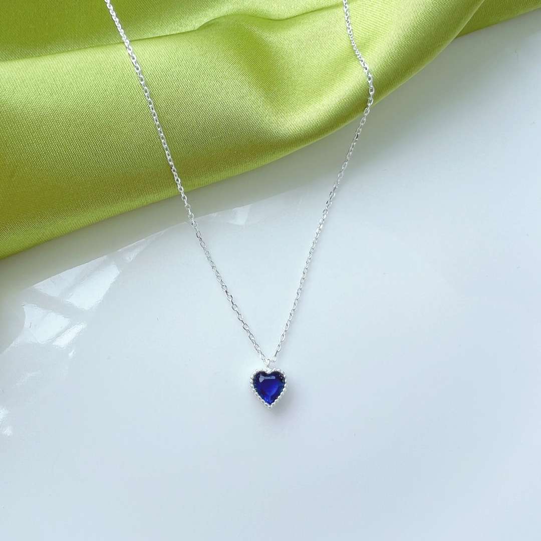 [Polaidi Jewelry]Ornate Heart Shape Necklace