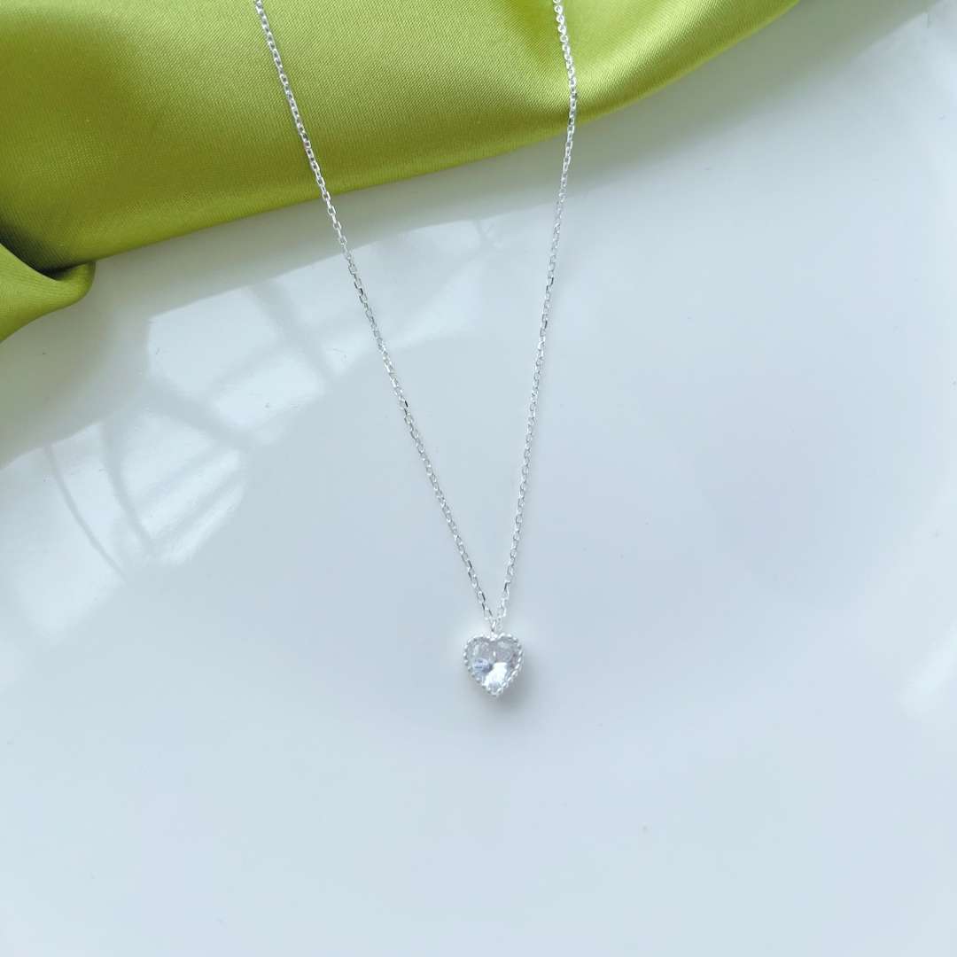 [Polaidi Jewelry]Ornate Heart Shape Necklace
