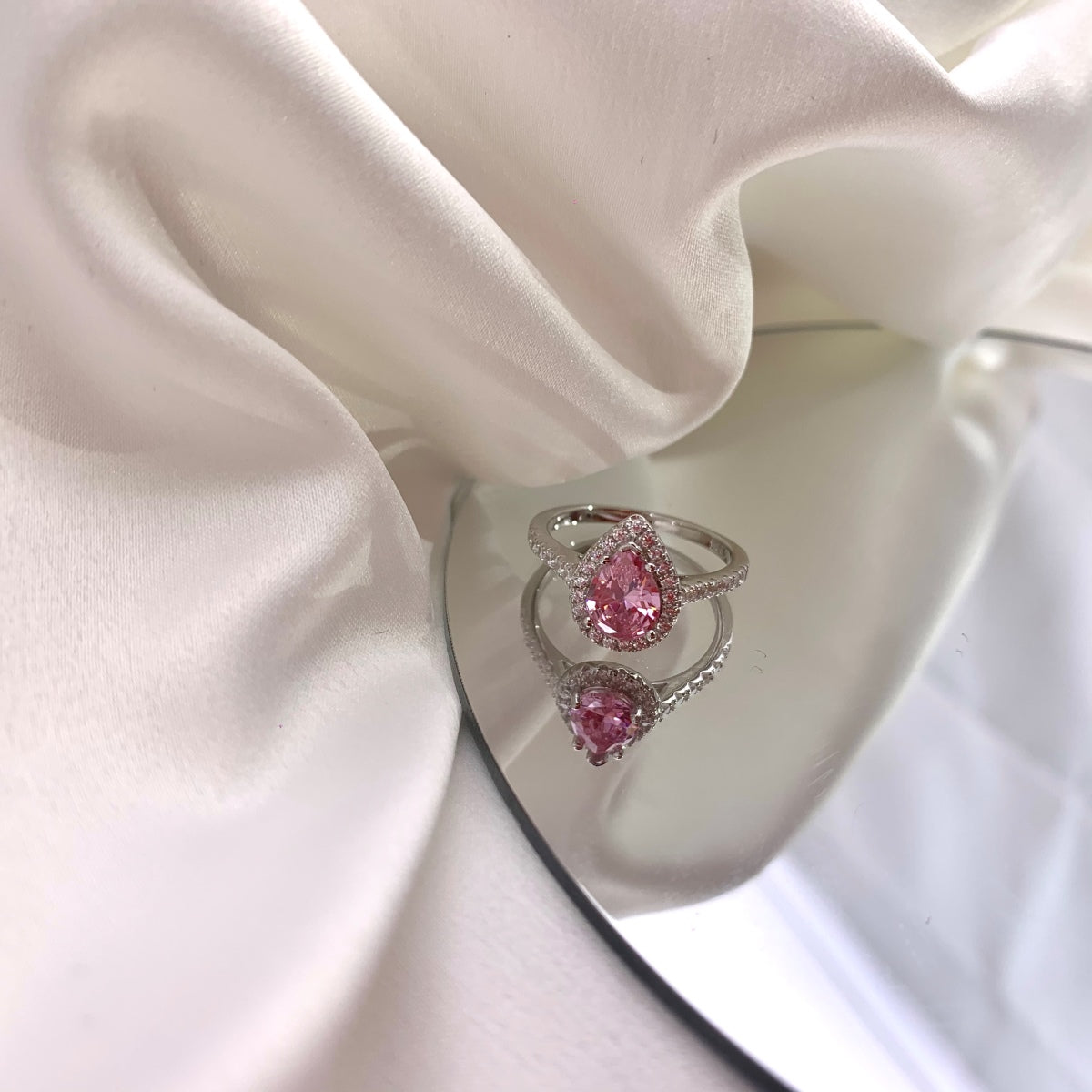 [Polaidi Jewelry]1.0 Carat Luxurious Resplendent Water Drop Shape Wedding Ring