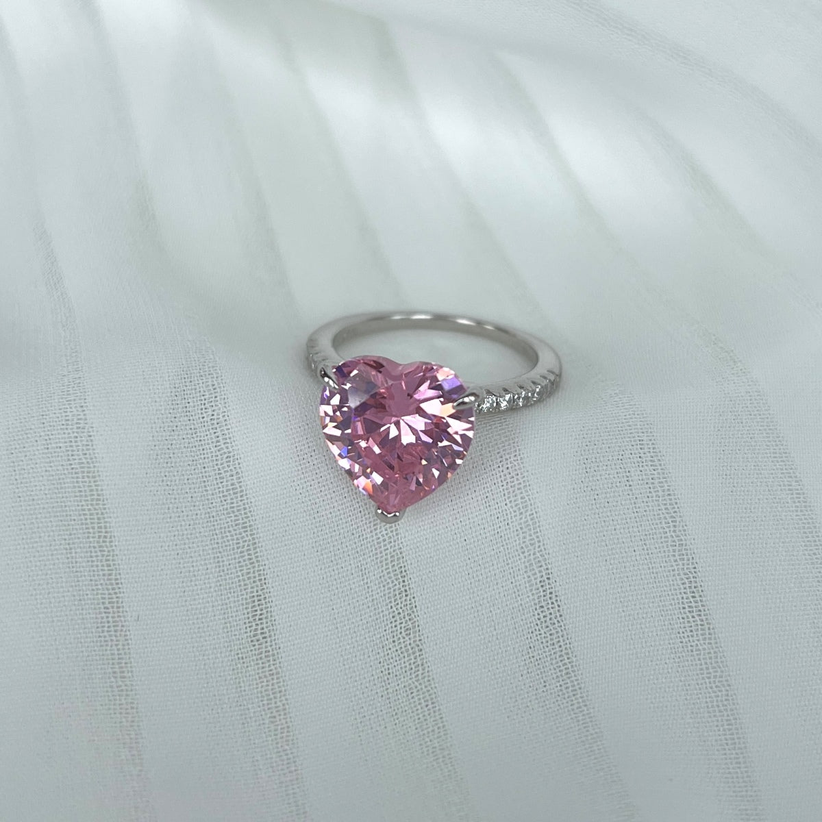 [Polaidi Jewelry]6.0 Carat Luxurious Sparkling Romantic Heart Cut Lover Ring