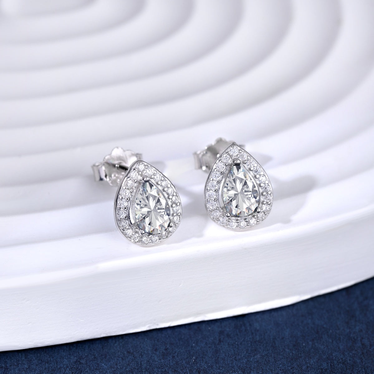 [Polaidi Jewelry]Luxurious Water Drop Shape Earrings