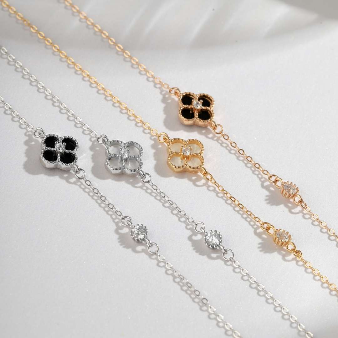 [Polaidi Jewelry]Delicate Four Leaf Clover Bracelet