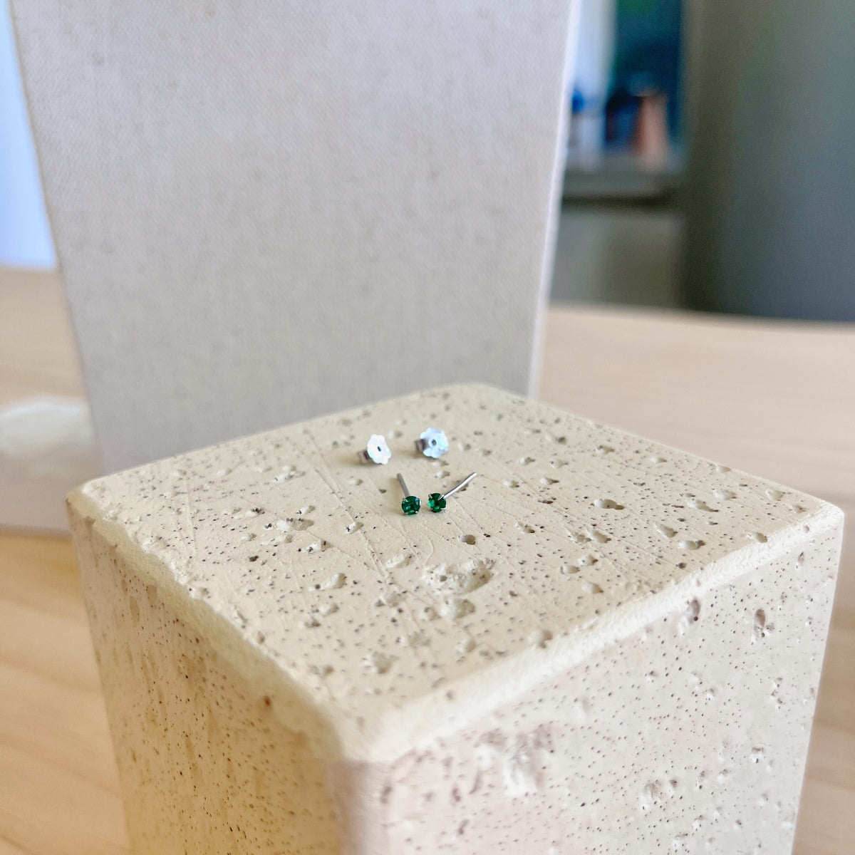 [Polaidi Jewelry]Delicate Solitaire Earrings
