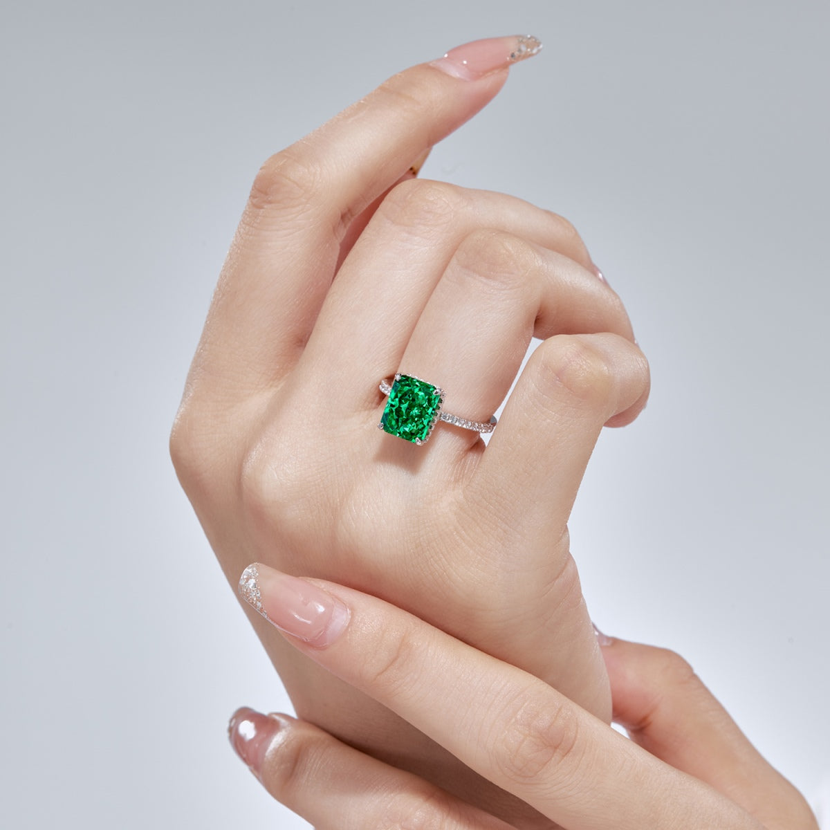 [Polaidi Jewelry]4.0 Carat Luxurious Engagement Ring