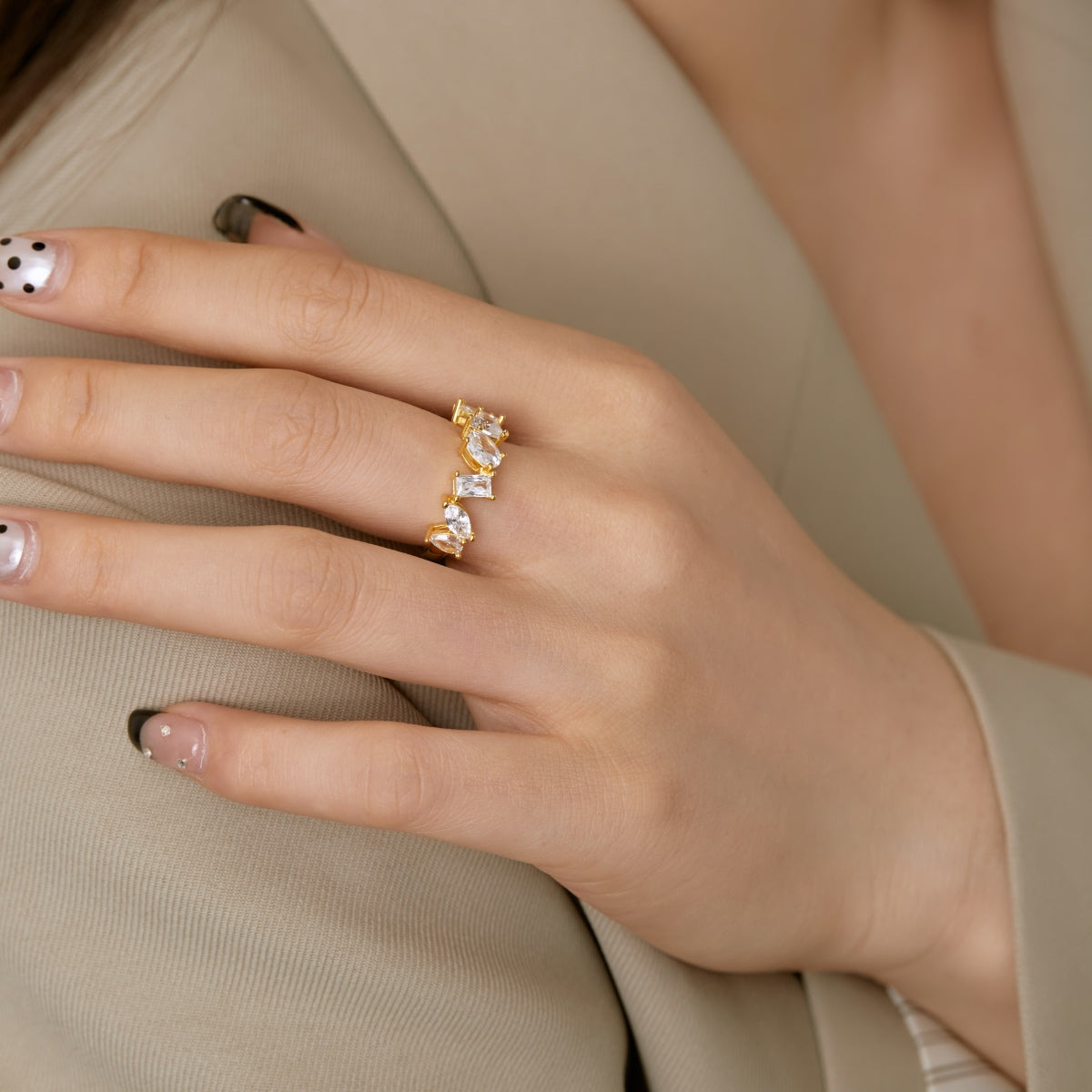 [Polaidi Jewelry]Delicate Multi Cut Ring