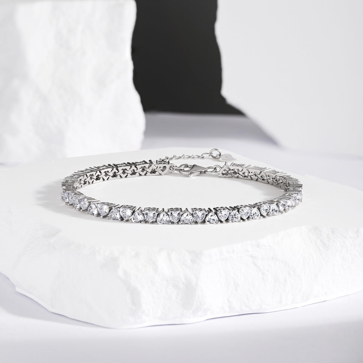 [Polaidi Jewelry]Dazzling Romantic Heart Shape Lover Bracelet