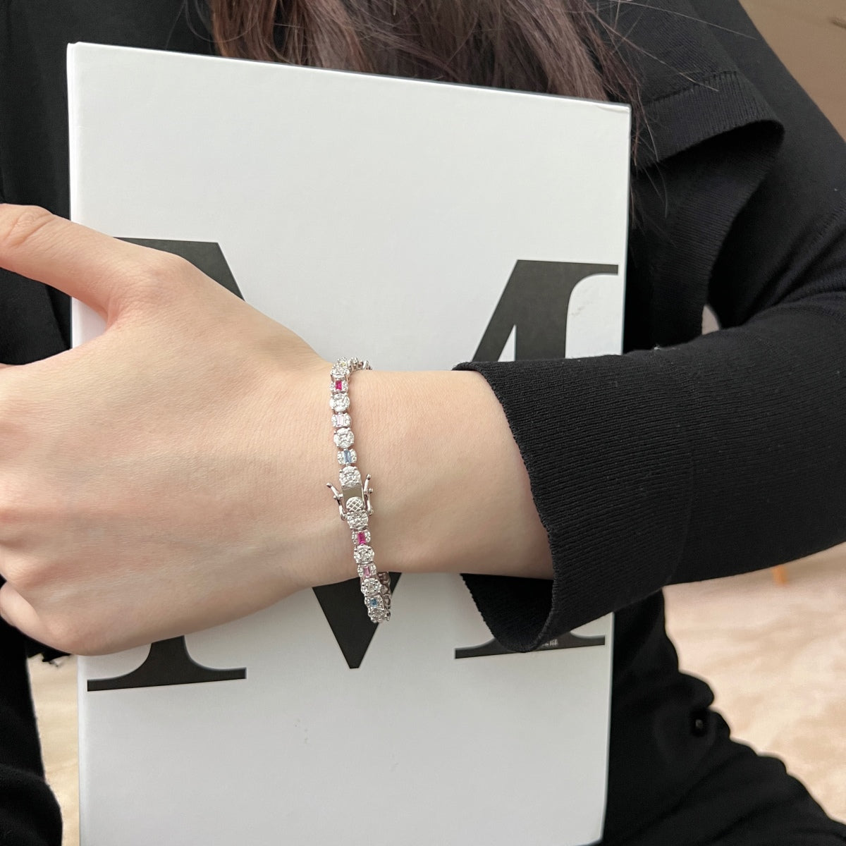[Polaidi Jewelry]Dazzling Radiant Multi Cut Daily Bracelet
