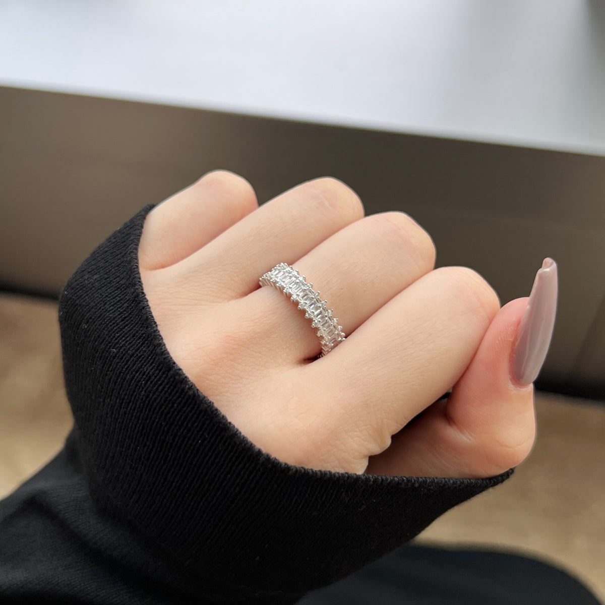 [Polaidi Jewelry]Splashy Ornate Emerald Cut Cocktail Ring