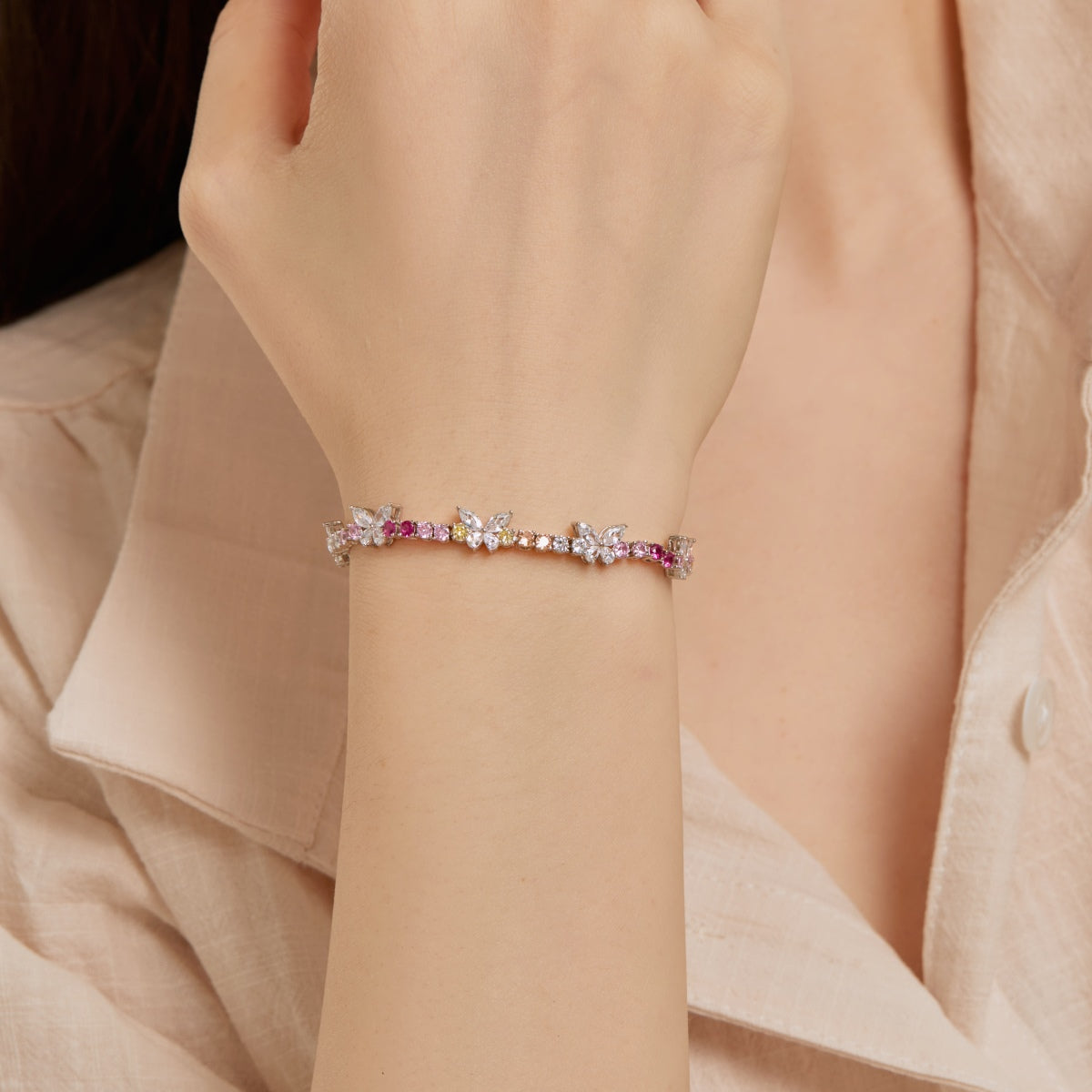 [Polaidi Jewelry]Ornate Colorful Butterfly Shape Round Cut Daily Bracelet