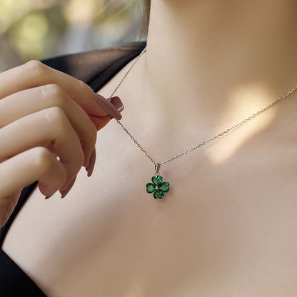 [Polaidi Jewelry]Heart-Shaped Four-Leaf Clover Bead Necklace
