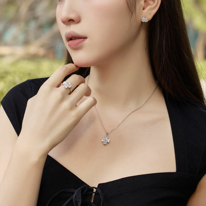 [Polaidi Jewelry]Heart-Shaped Four-Leaf Clover Bead Necklace