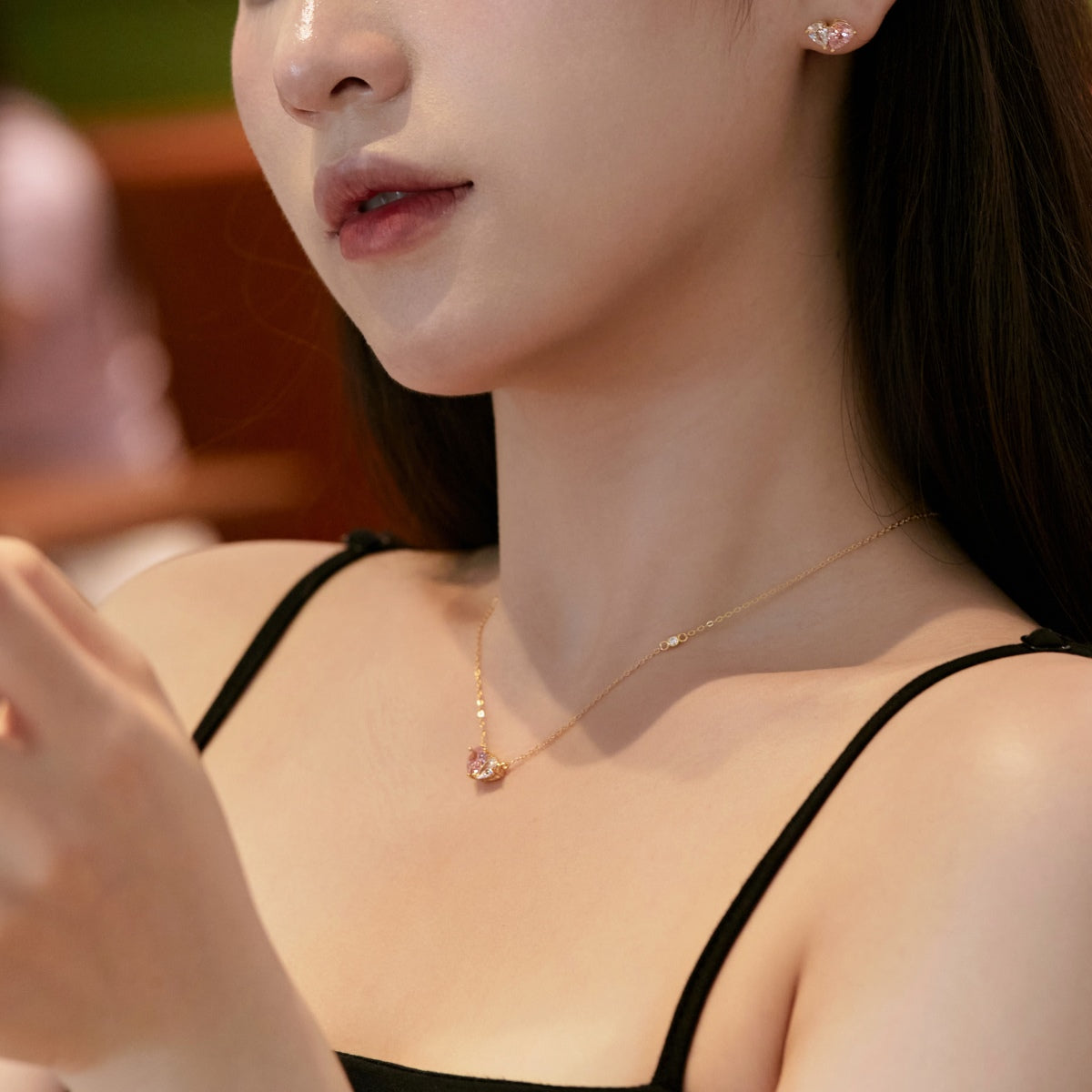[Polaidi Jewelry]Dazzling Elegant Heart Cut Lover Earrings