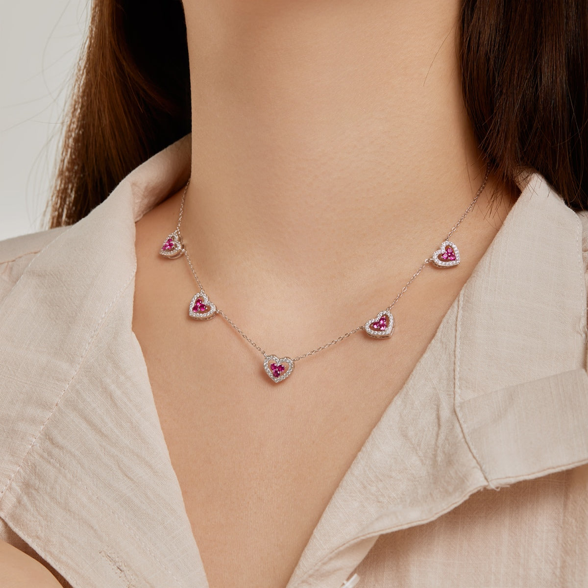 [Polaidi Jewelry]Sparkling Five Heart Necklace