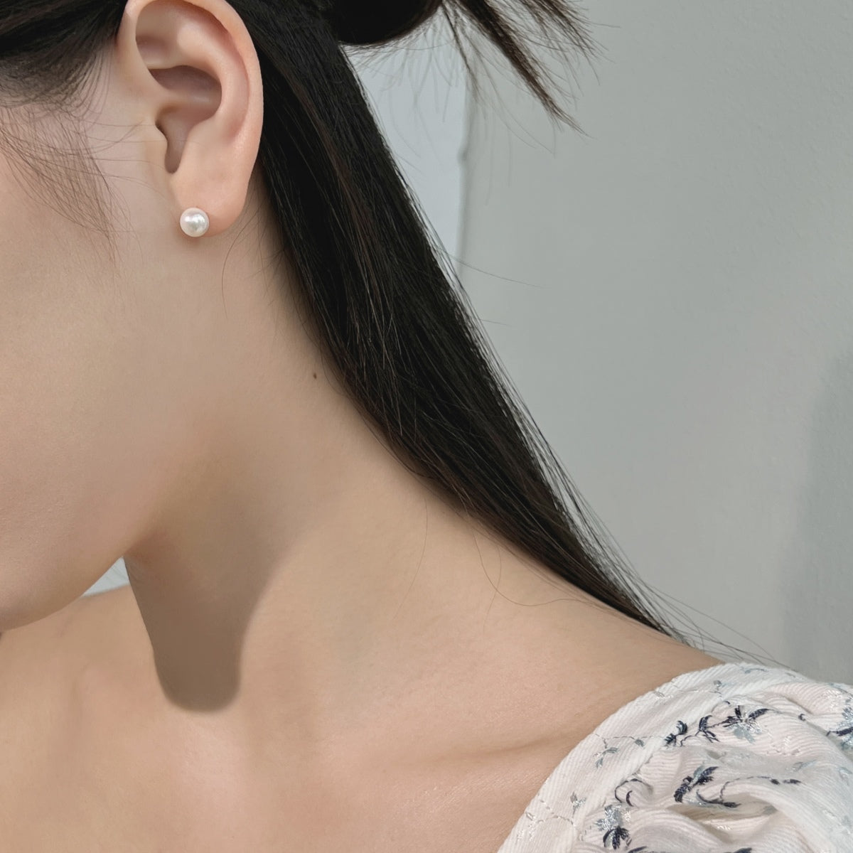 [Polaidi Jewelry]Delicate Pearl Earrings