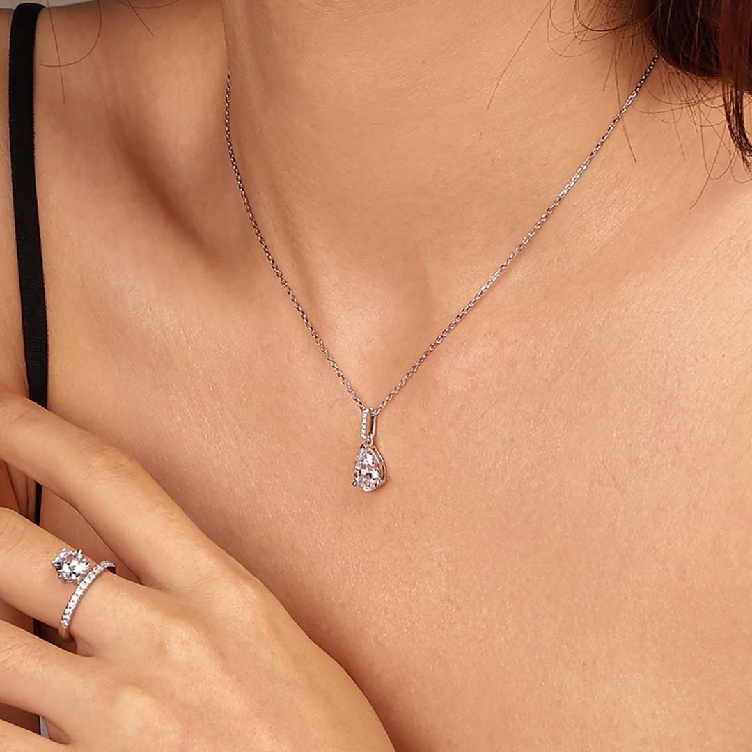 [Polaidi Jewelry]Delicate Water Drop Shape Fashion Necklace