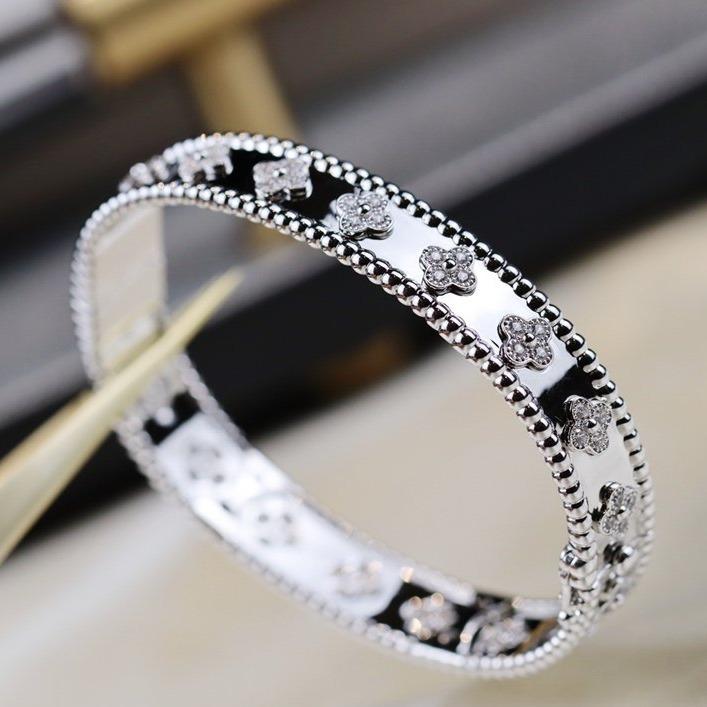 [：Polaidi Jewelry]CLOVER BRACELET 8MM DIAMONDS