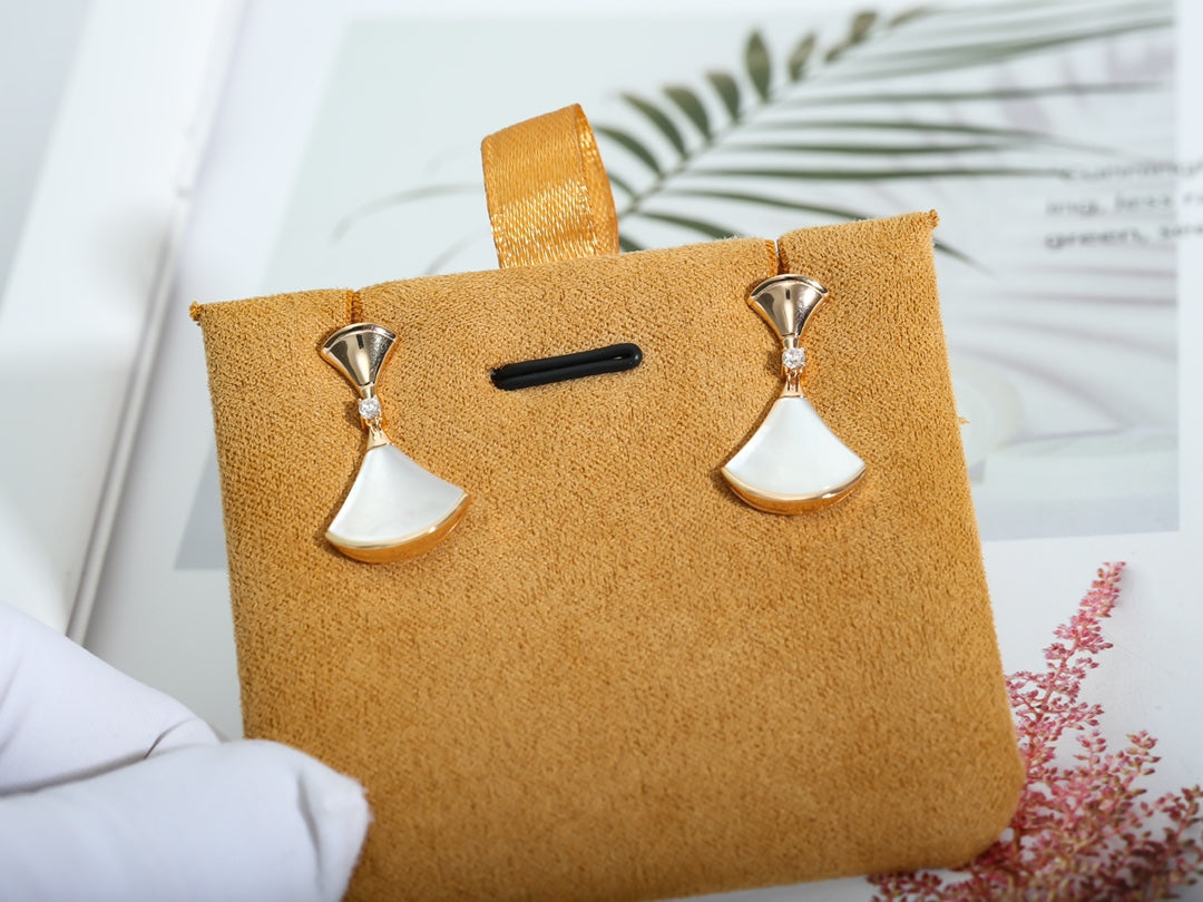 [Polaidi Jewelry]DREAM MOP PINK GOLD EARRINGS
