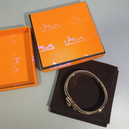 [：Polaidi Jewelry]H GREY BRACELET