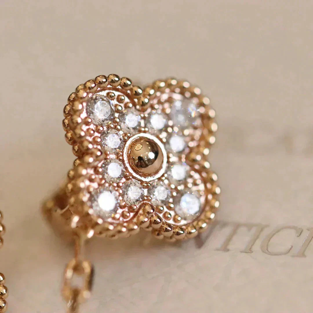 [：Polaidi Jewelry]CLOVER MEDIUM 1 MOTIFS FUll DIAMOND EARRINGS