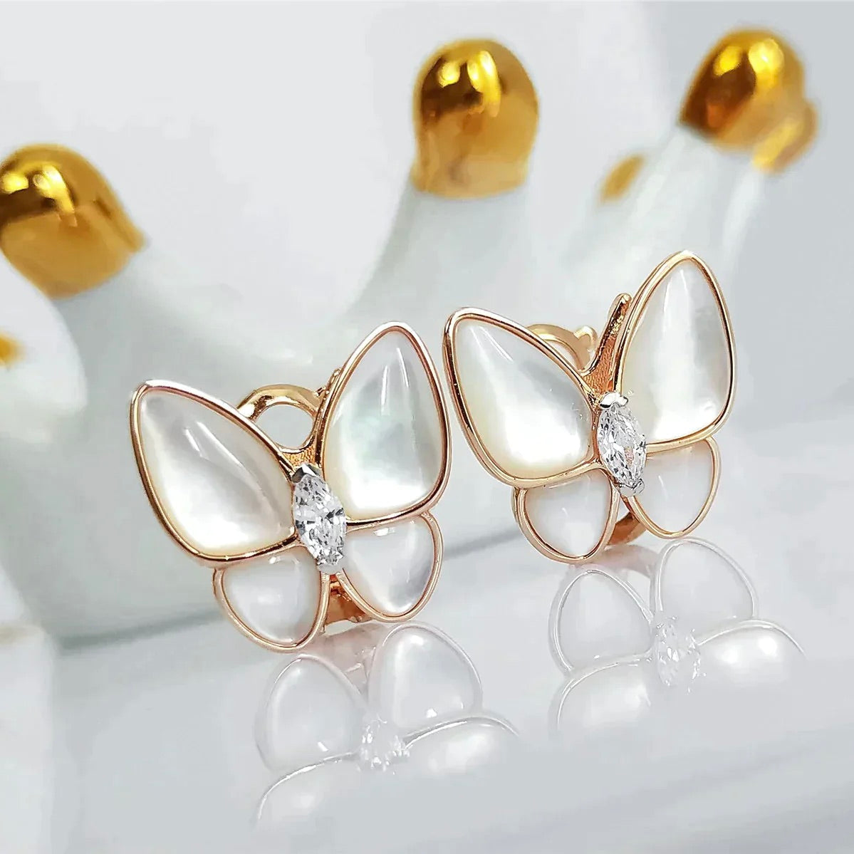 [Polaidi Jewelry]BUTTERFLY MOP DIAMOND EARRINGS