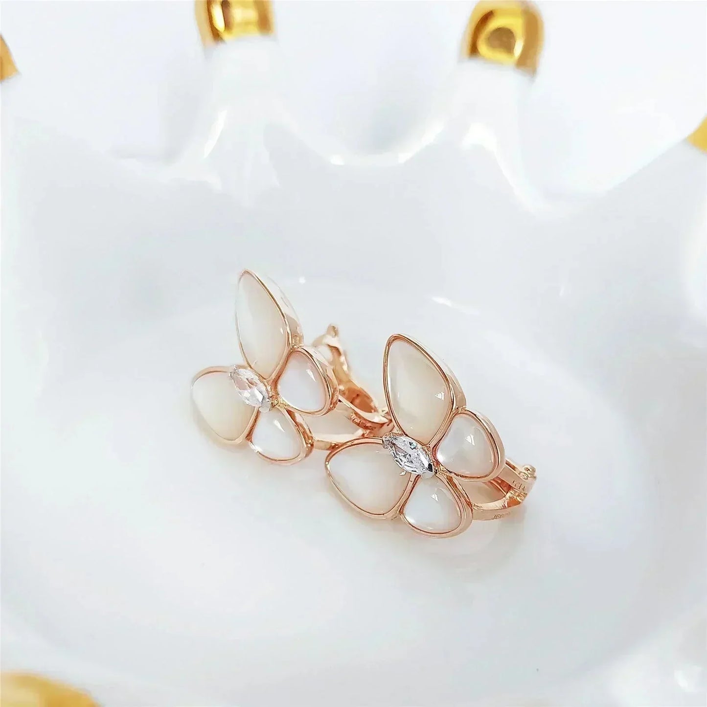 [：Polaidi Jewelry]BUTTERFLY MOP DIAMOND EARRINGS