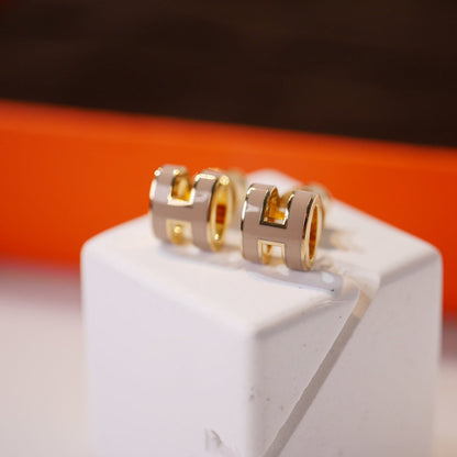[Polaidi Jewelry]MINI POP H GOLD EARRINGS GREY