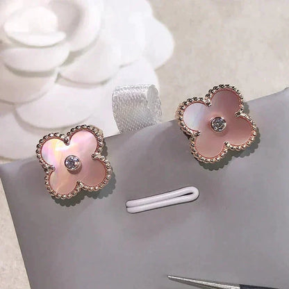 [Polaidi Jewelry]CLOVER MEDIUM 1 MOTIFS  PINK MOP DIAMOND EARRINGS