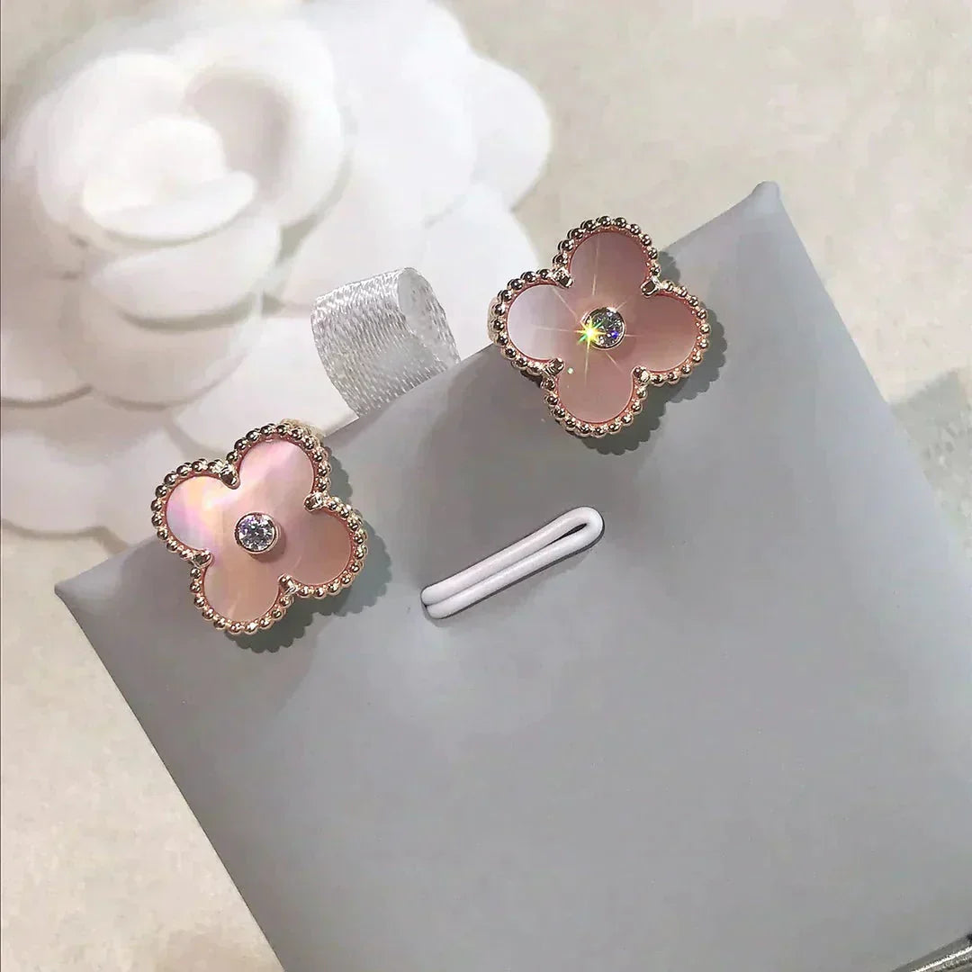 [Polaidi Jewelry]CLOVER MEDIUM 1 MOTIFS  PINK MOP DIAMOND EARRINGS
