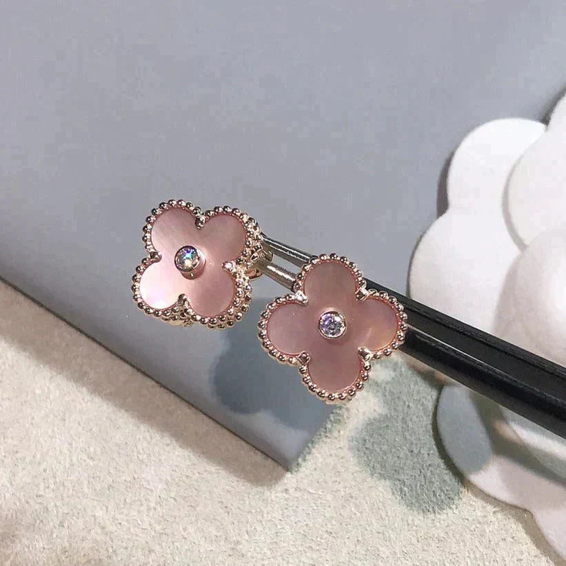 [Polaidi Jewelry]CLOVER MEDIUM 1 MOTIFS  PINK MOP DIAMOND EARRINGS