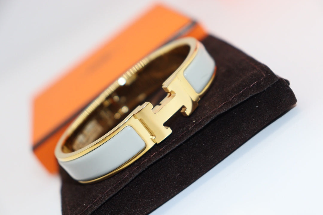 [Polaidi Jewelry]H LIGHT BLUE BRACELET