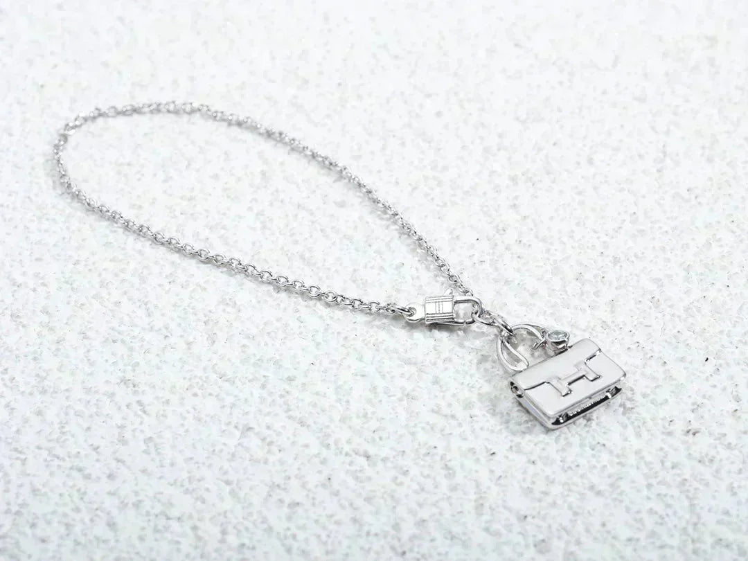 [Polaidi Jewelry]AMULETTE PEDANT SILVER NECKLACE