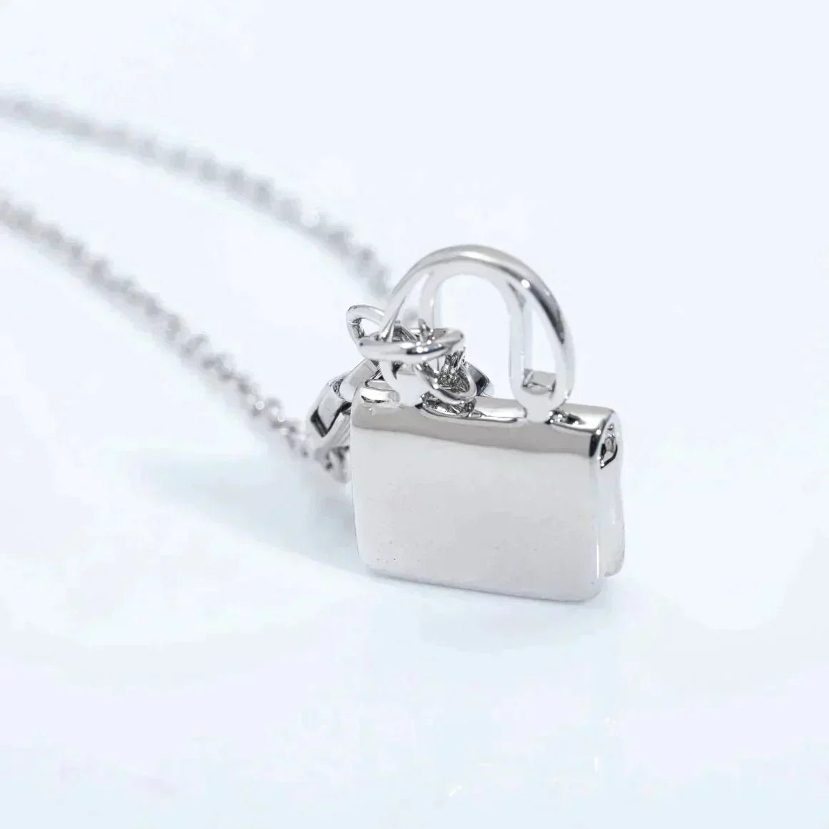 [Polaidi Jewelry]AMULETTE PEDANT SILVER NECKLACE
