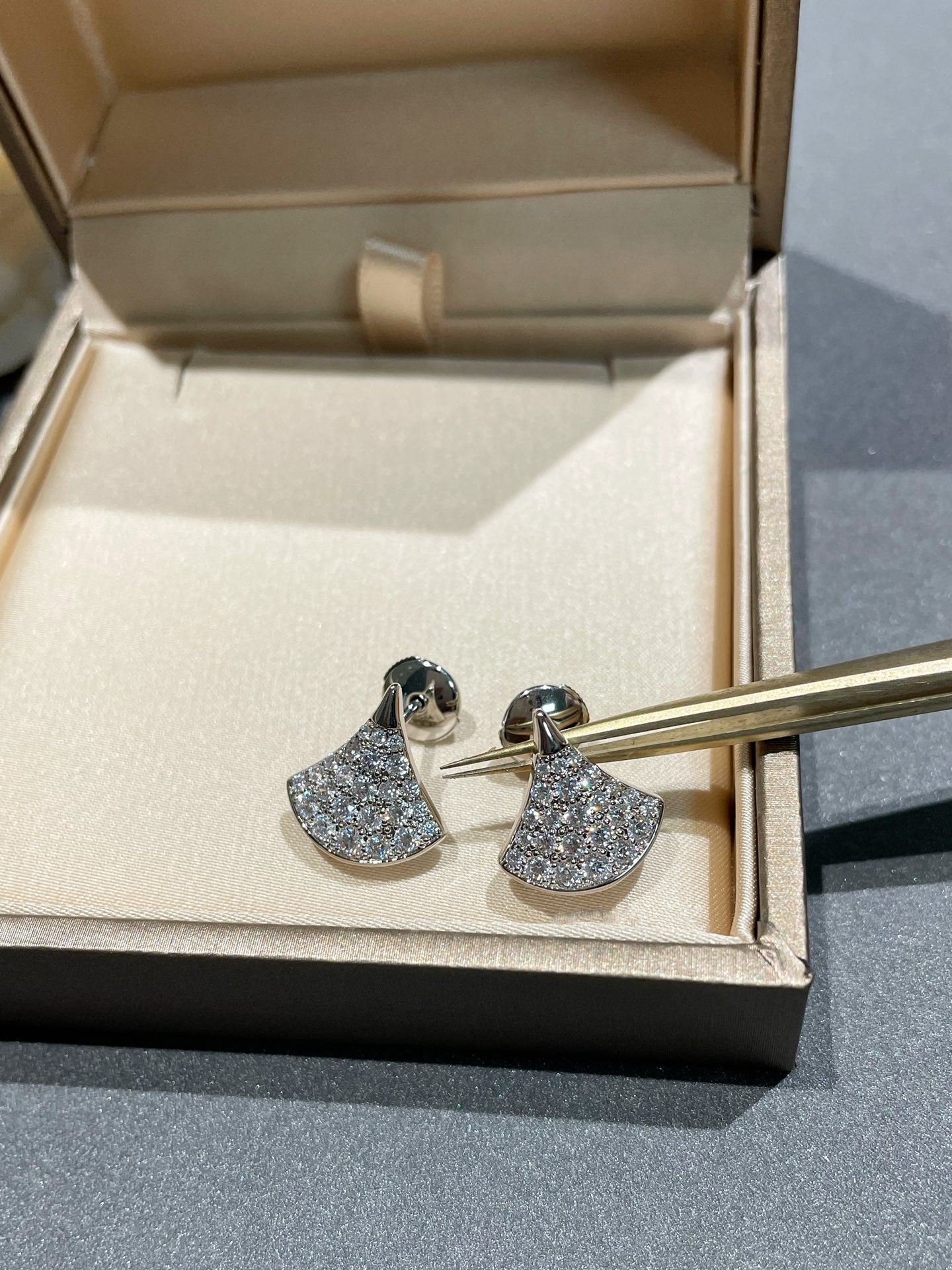 [Polaidi Jewelry]DREAM STUD EARRINGS DIAMOND