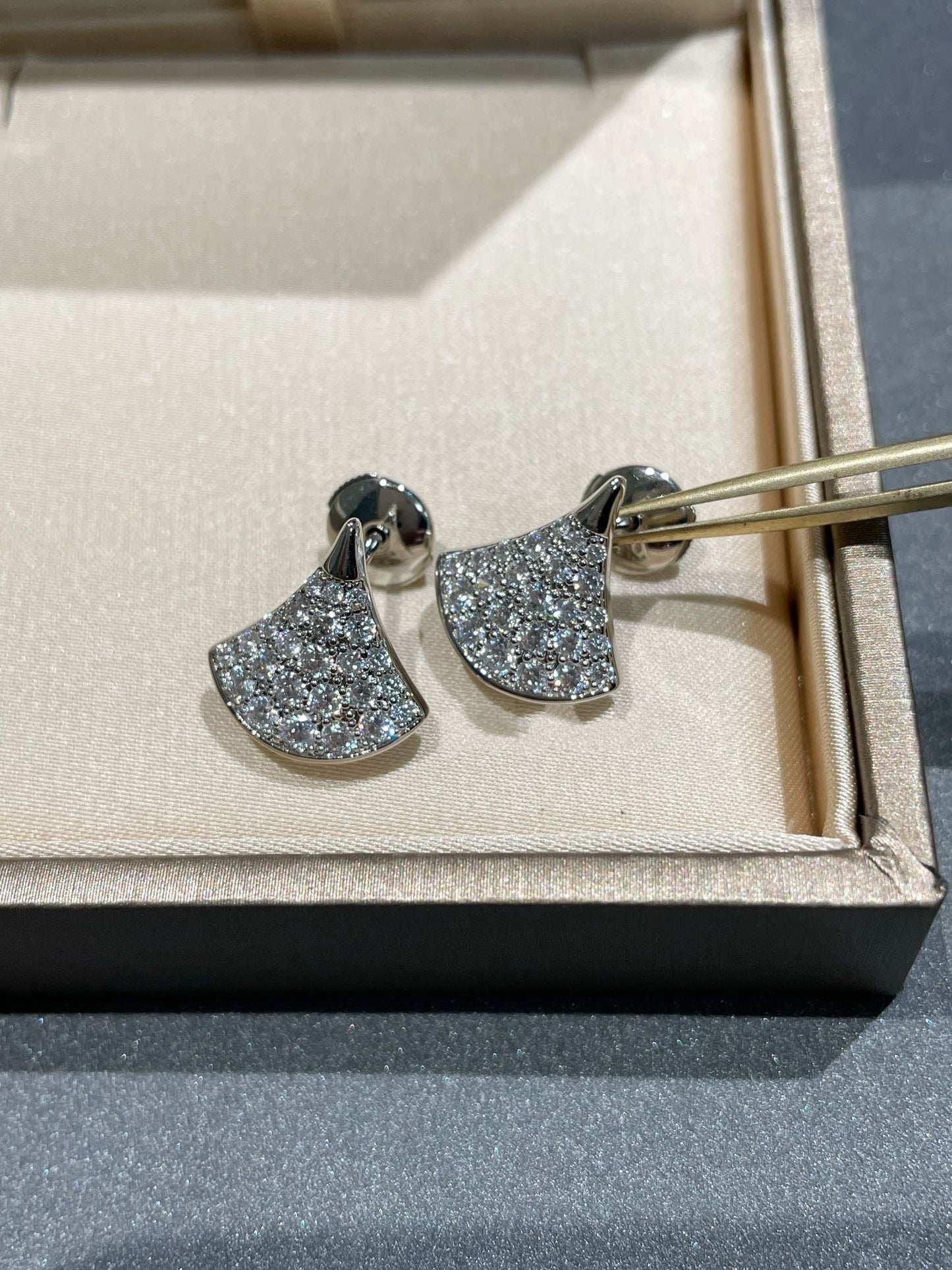 [Polaidi Jewelry]DREAM STUD EARRINGS DIAMOND