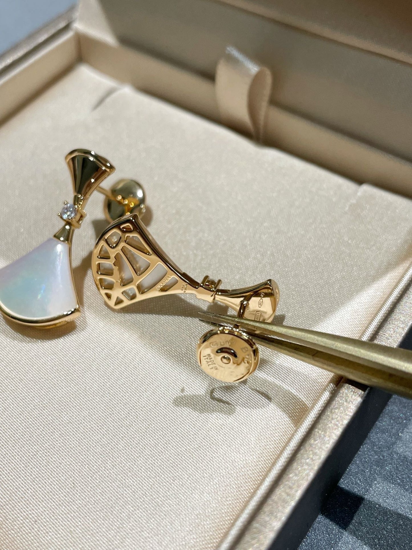 [Polaidi Jewelry]DREAM MOP 1 DIAMOND EARRINGS
