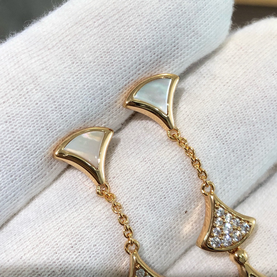 [Polaidi Jewelry]DREAM EARRINGS 3 MOTIFS DIAMOND MOP PINK GOLD
