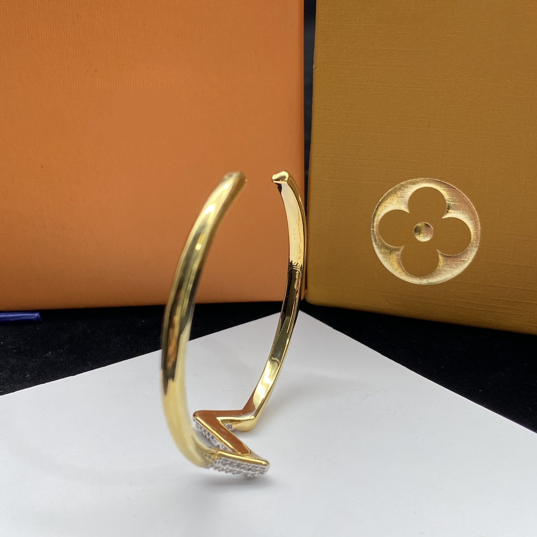 [：Polaidi Jewelry]VOLTE UPSITE DOWN DIAMOND GOLD OPEN BRACELET