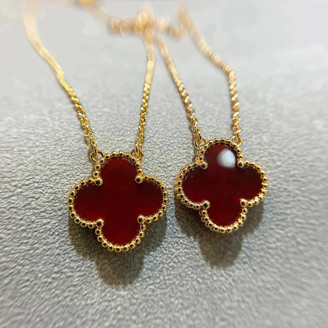 [Polaidi Jewelry]CLOVER 15MM CARNELIAN SINGLE FLOWER NECKLACE