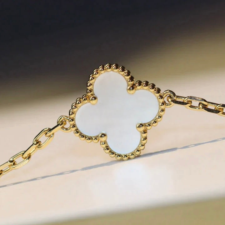 [Polaidi Jewelry]CLOVER 20 MOTIFS WHITE MOP NECKLACE