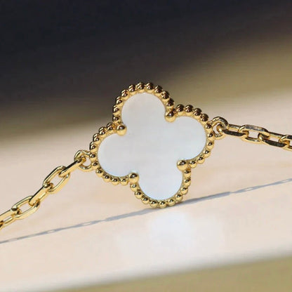[Polaidi Jewelry]CLOVER 20 MOTIFS WHITE MOP NECKLACE