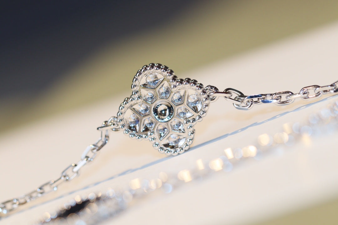 [：Polaidi Jewelry]CLOVER 20 MOTIFS ONYX DIAMOND SILVER