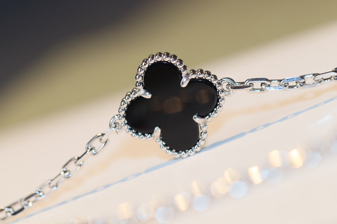 [：Polaidi Jewelry]CLOVER 20 MOTIFS ONYX DIAMOND SILVER